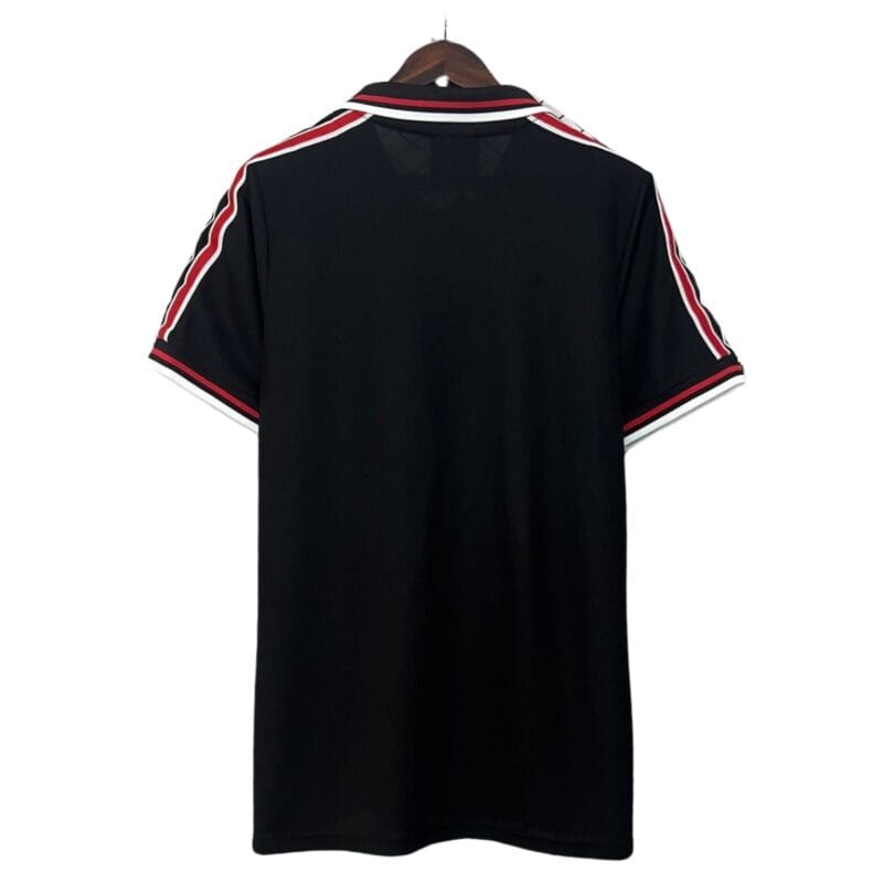 Manchester united 98/99 black retro - Image 2